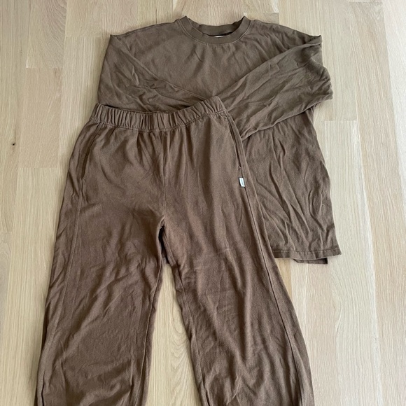 Le Bon Shoppe Sunday Shirt and Balloon Pants set in Tobacco size Medium - Picture 5 of 5
